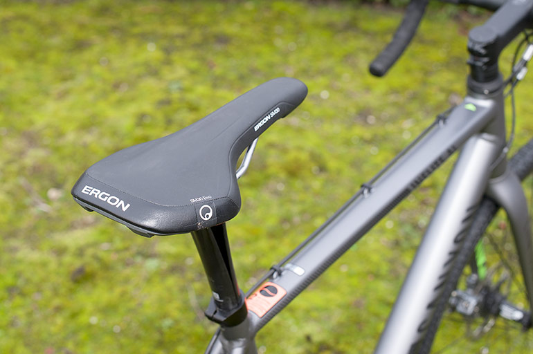 Canyon-Inflite-AL-8.0-12-Ergon-saddle