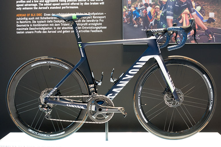 Campagnolo-Disc-8-Canyon-Movistar