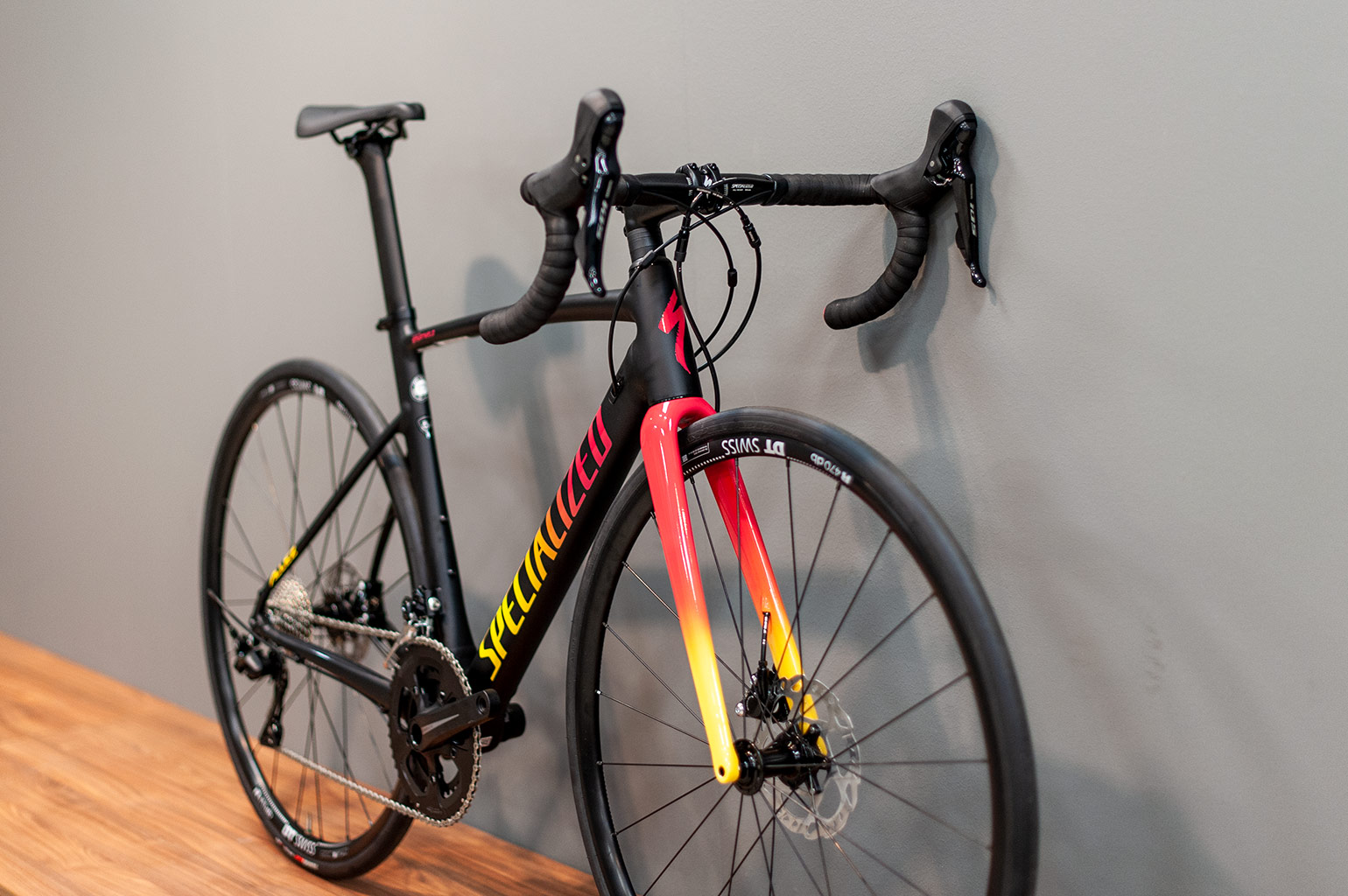 Шоссейный велосипед specialized allez Sprint Comp