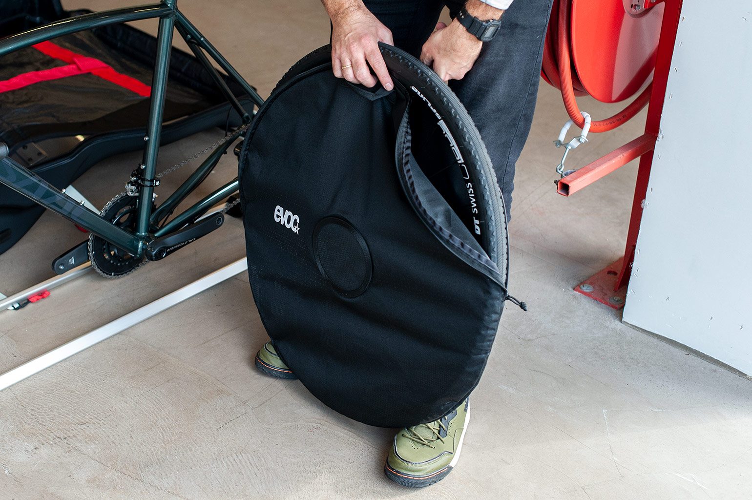 https://www.evocsports.com/products/bags/new-road-bike-bag-pro