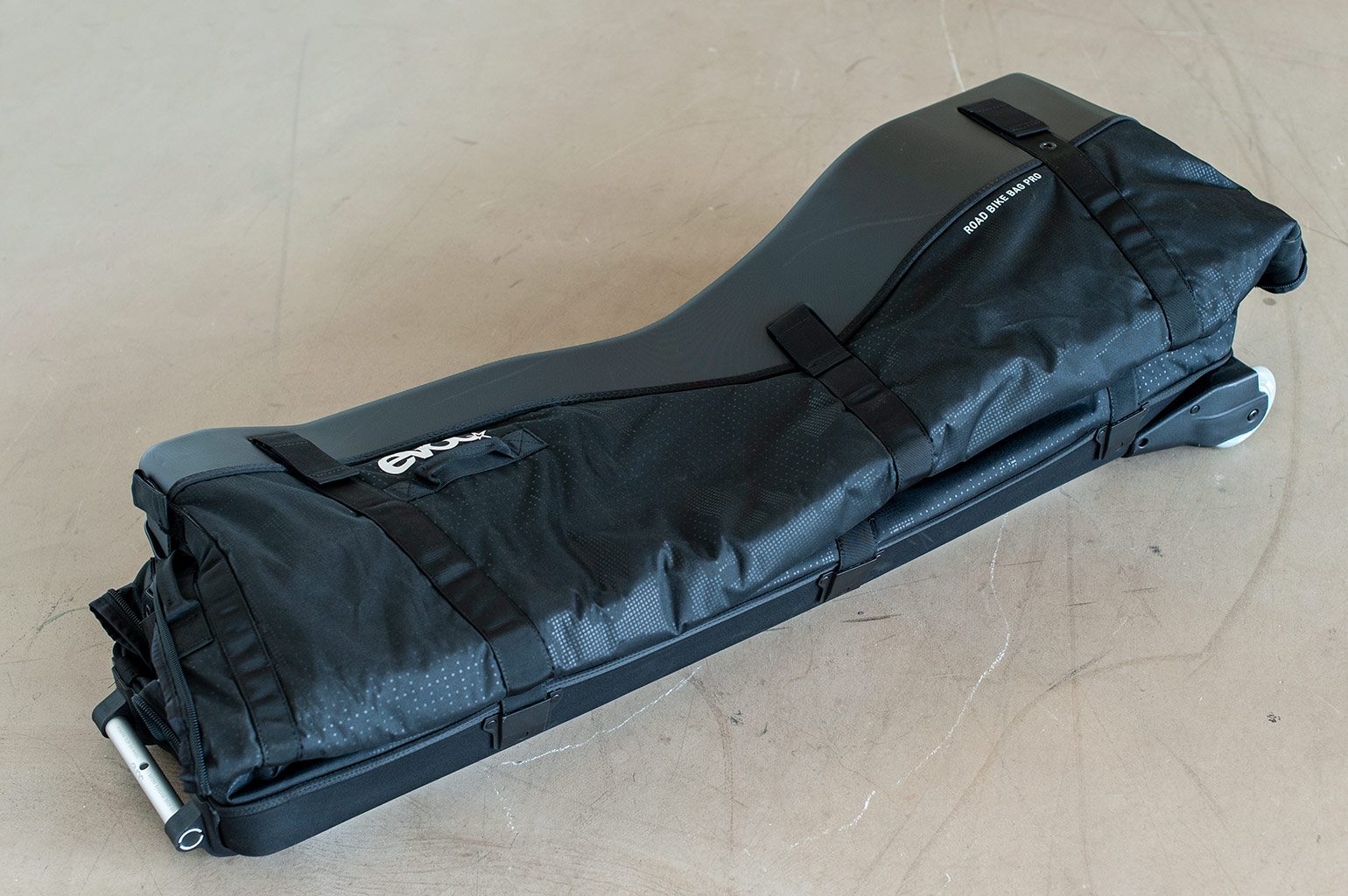 https://www.evocsports.com/products/bags/new-road-bike-bag-pro