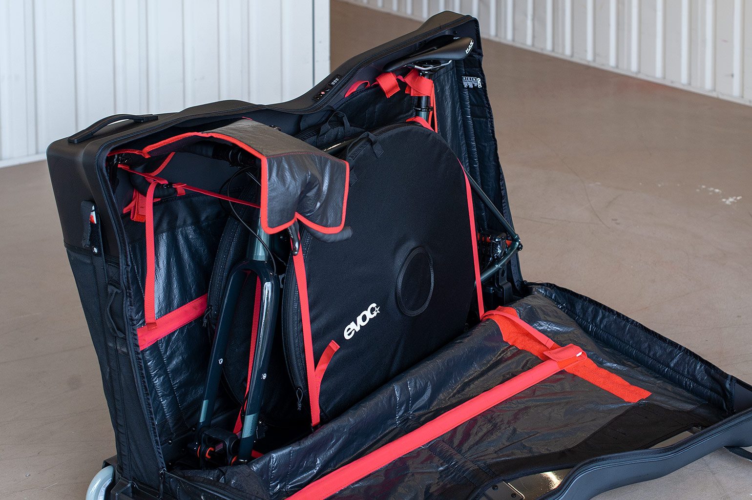 https://www.evocsports.com/products/bags/new-road-bike-bag-pro