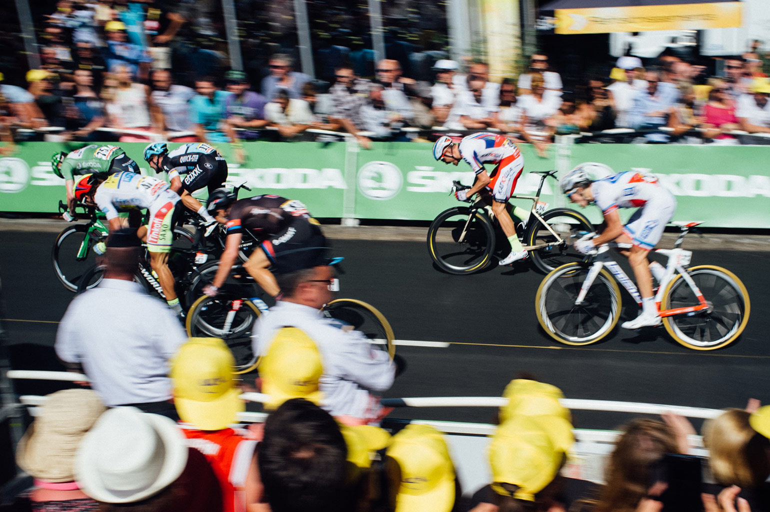 tdf-howard-bouchevereau-cOfR4XmEzd8-unsplash