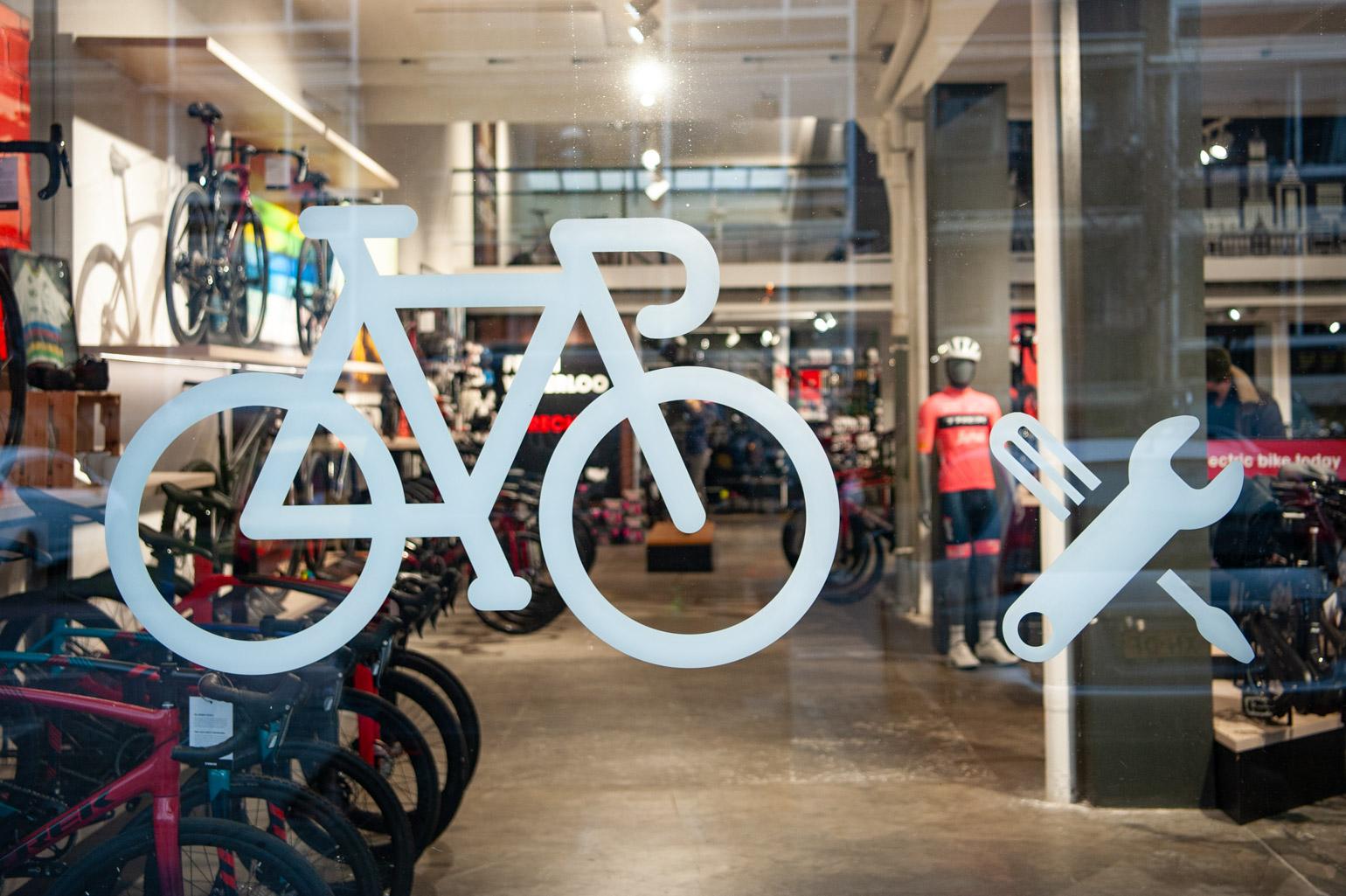 bezoek bij Trek Bicycle Store Utrecht - Racefietsblog.nl