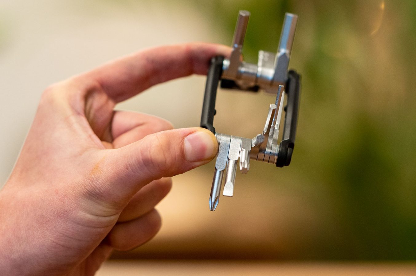 Eerste indruk RoyalFold CO2 Inflator van BBB Cycling Racefietsblog.nl